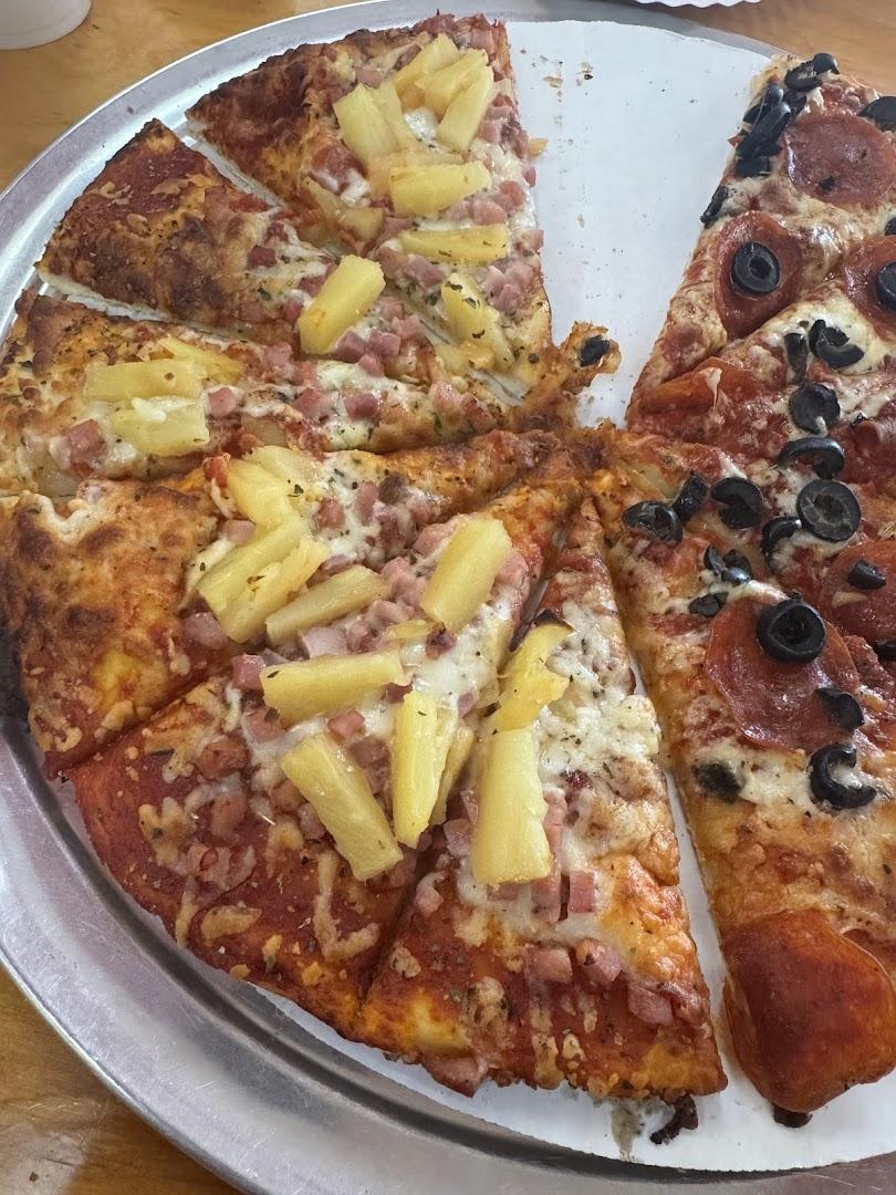Davids Pizza & Restaurant
